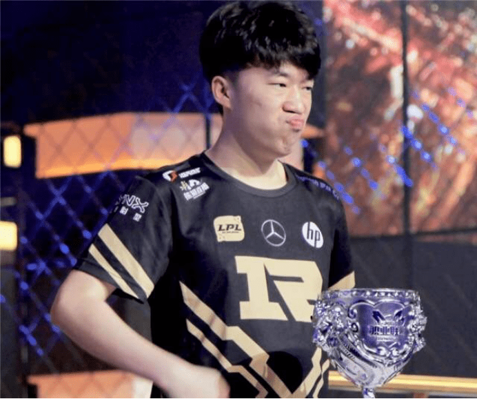 本次锦标赛 本次锦标赛