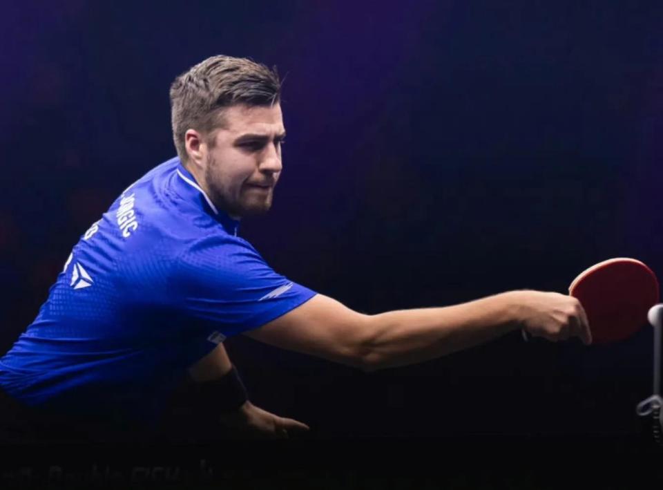 客场比赛的 客场比赛的