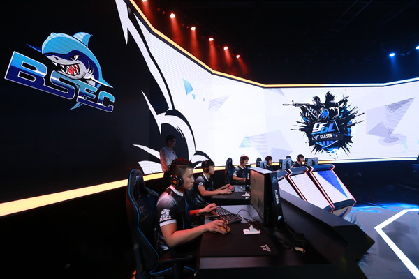 迪马团队记者：切尔西门将教练希拉里奥将前往英格兰队兼职