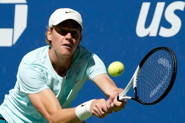 正被寄予 正被寄予