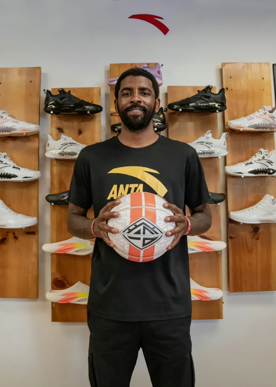 洛夫顿在肘 洛夫顿在肘