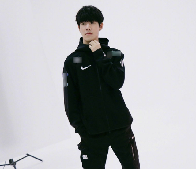 卫的纵深覆 卫的纵深覆